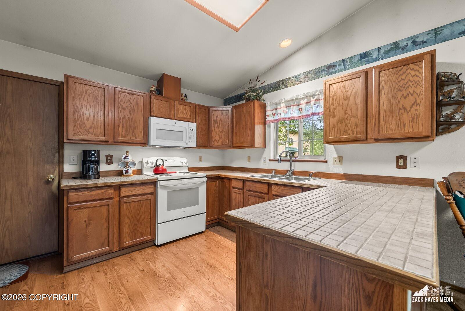 6730 W Cambridge Drive Property Photo 18