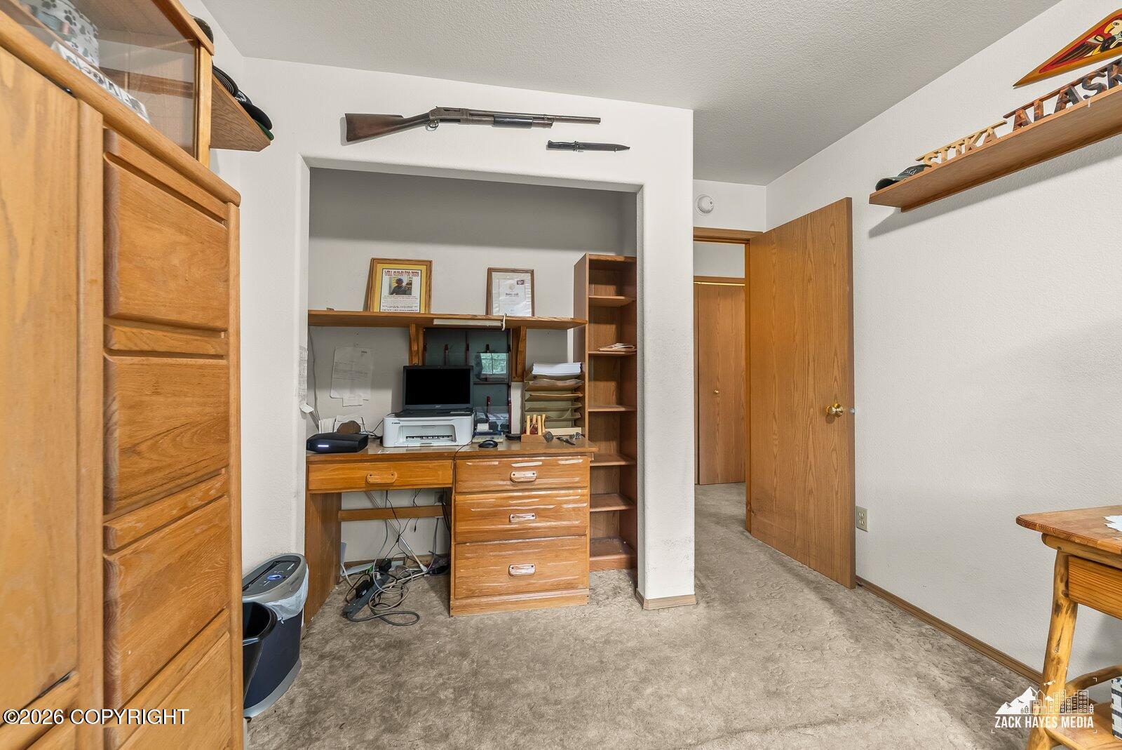 6730 W Cambridge Drive Property Photo 33