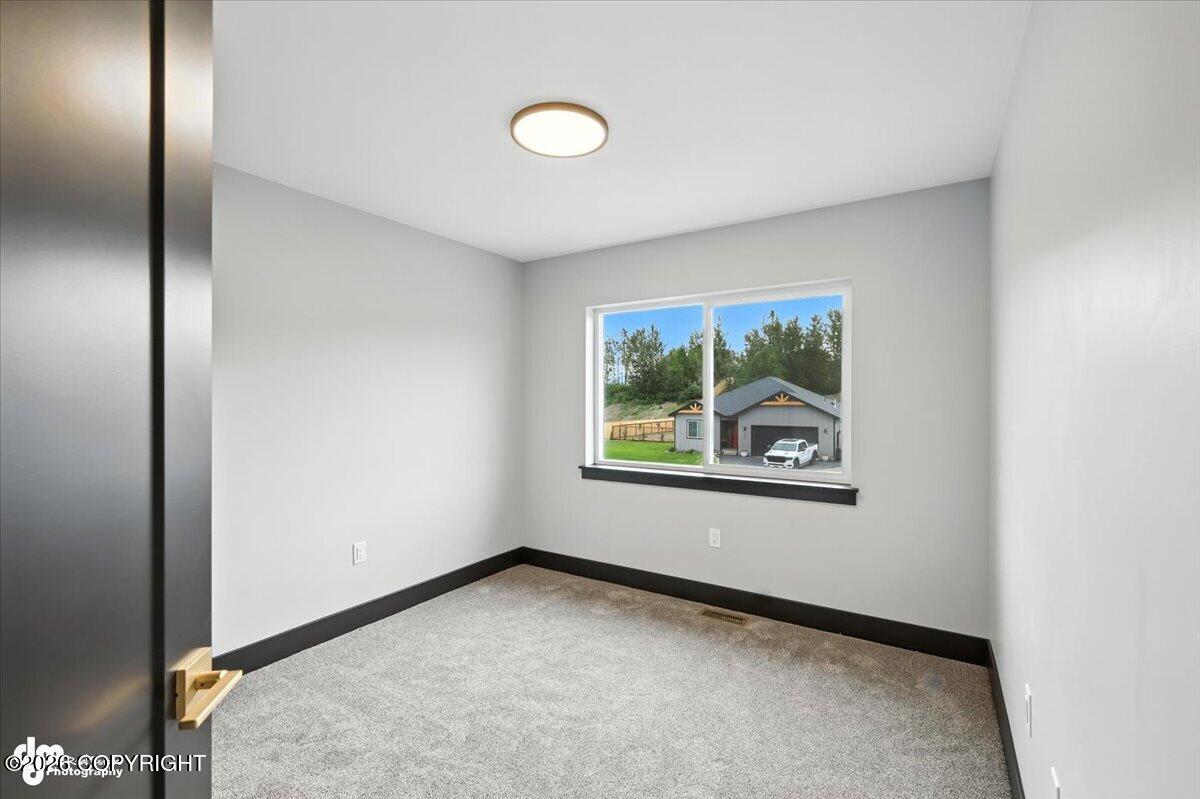 2527 S Rainbow View Circle Property Photo 18
