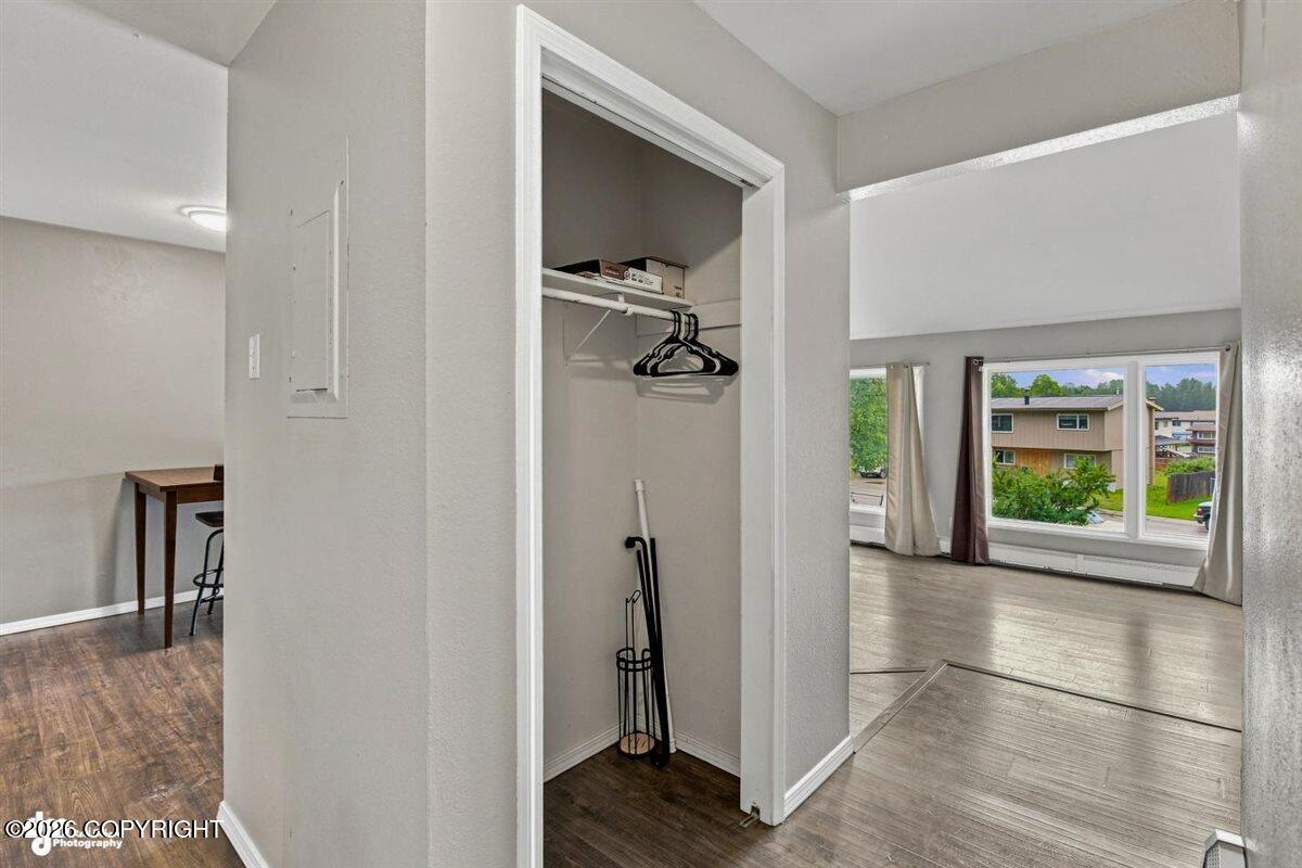 1634 Juneau Drive #b Property Photo 17