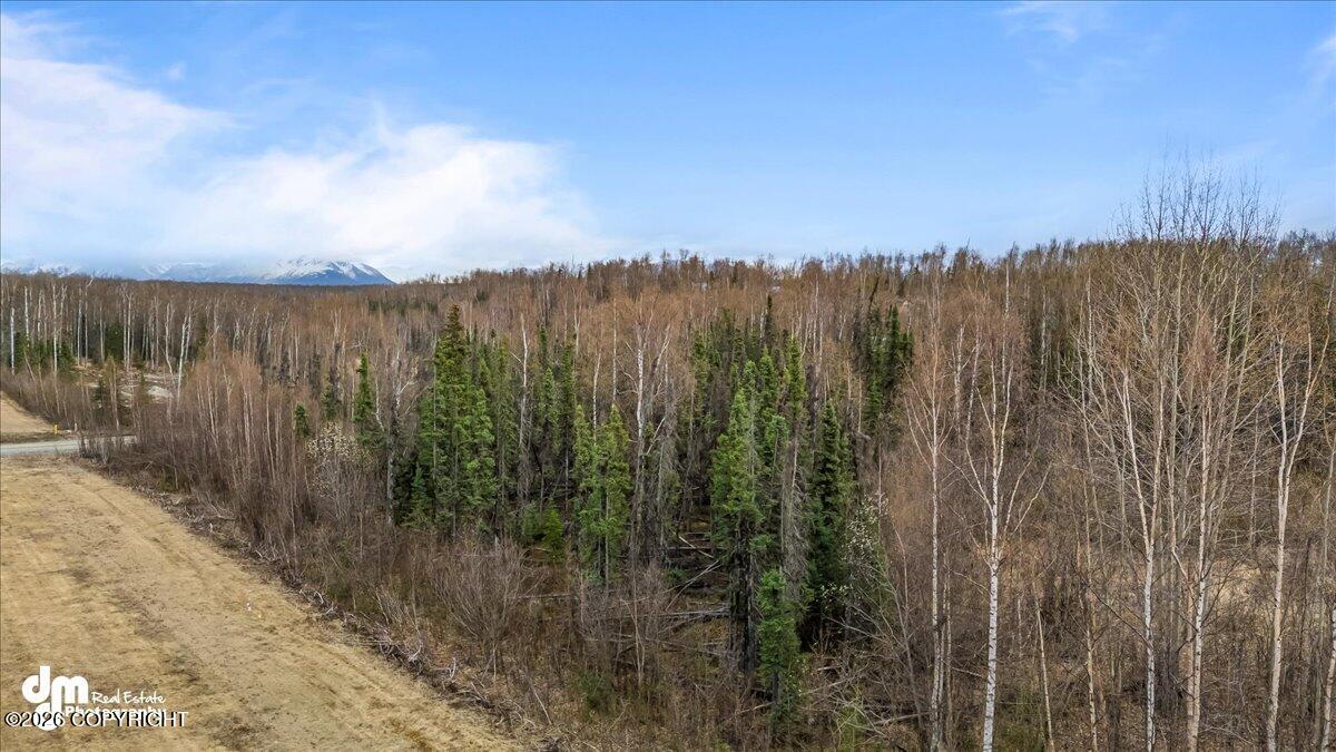 4300 S Eider Circle Property Photo 6