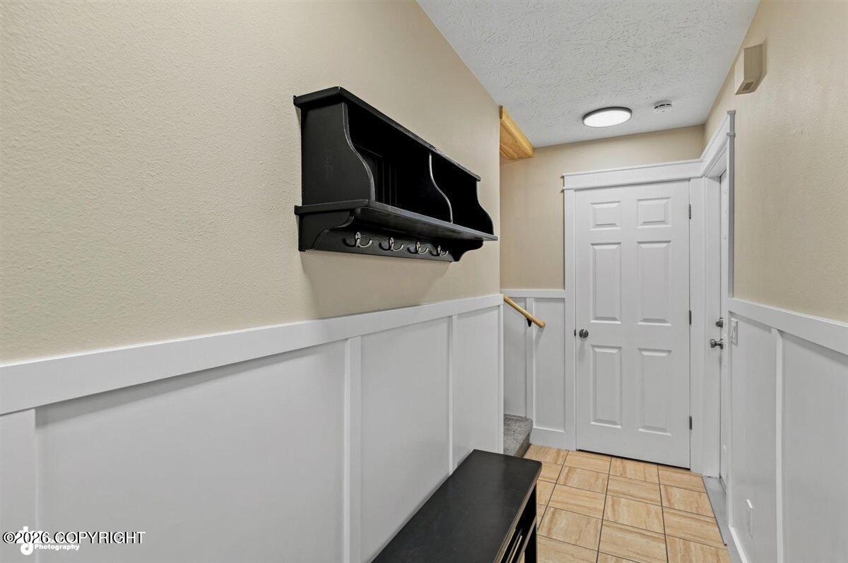 733 N Gulkana Court Property Photo 5