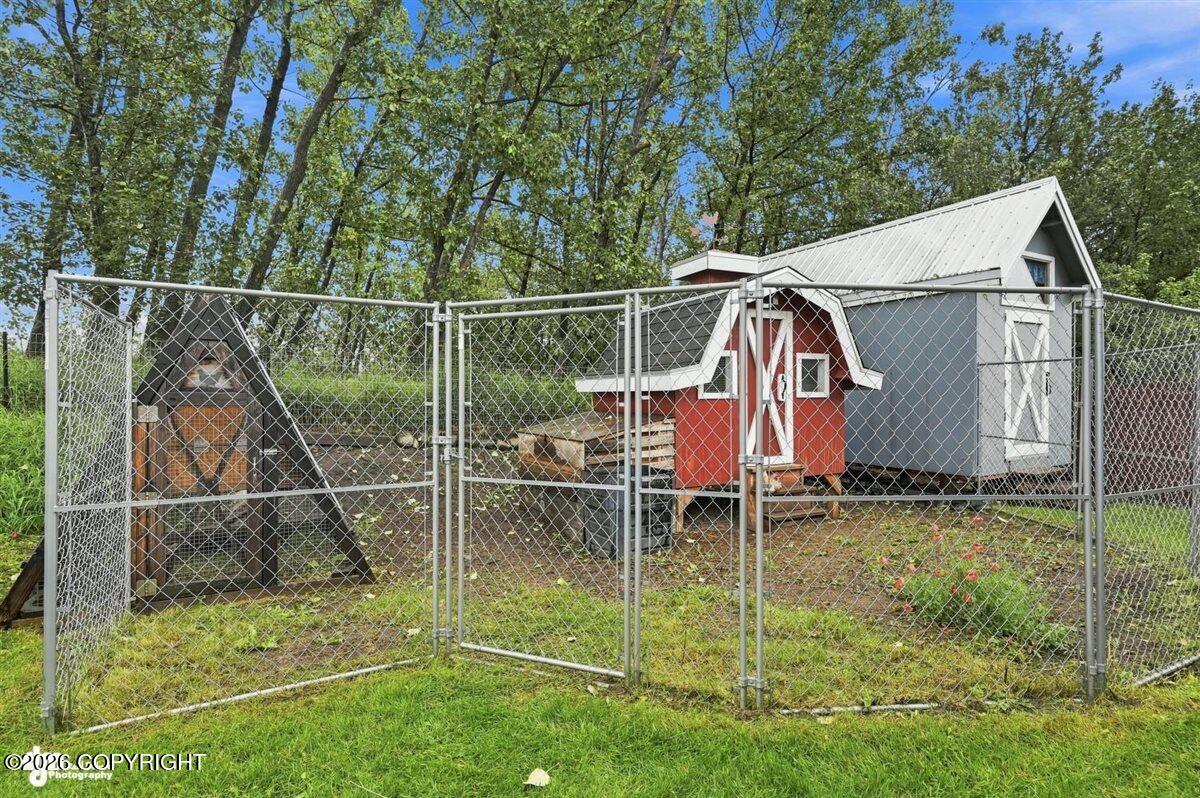 733 N Gulkana Court Property Photo 34