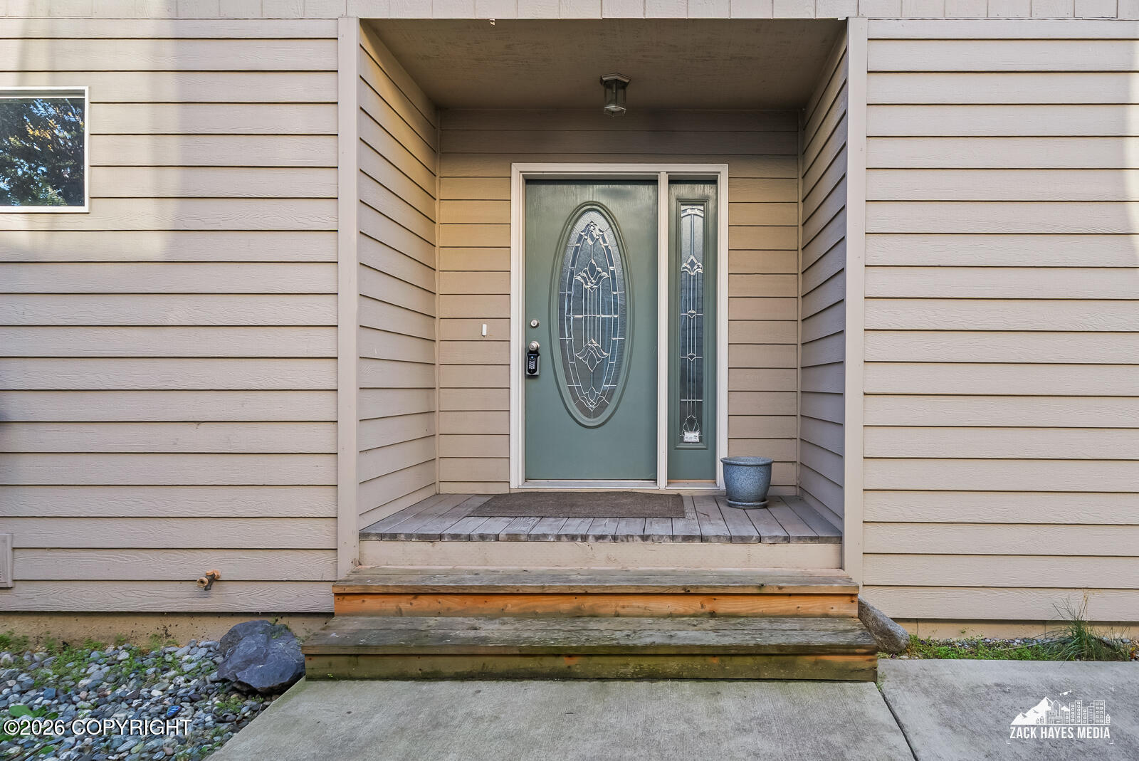 2431 Hillbrook Circle Property Photo 3