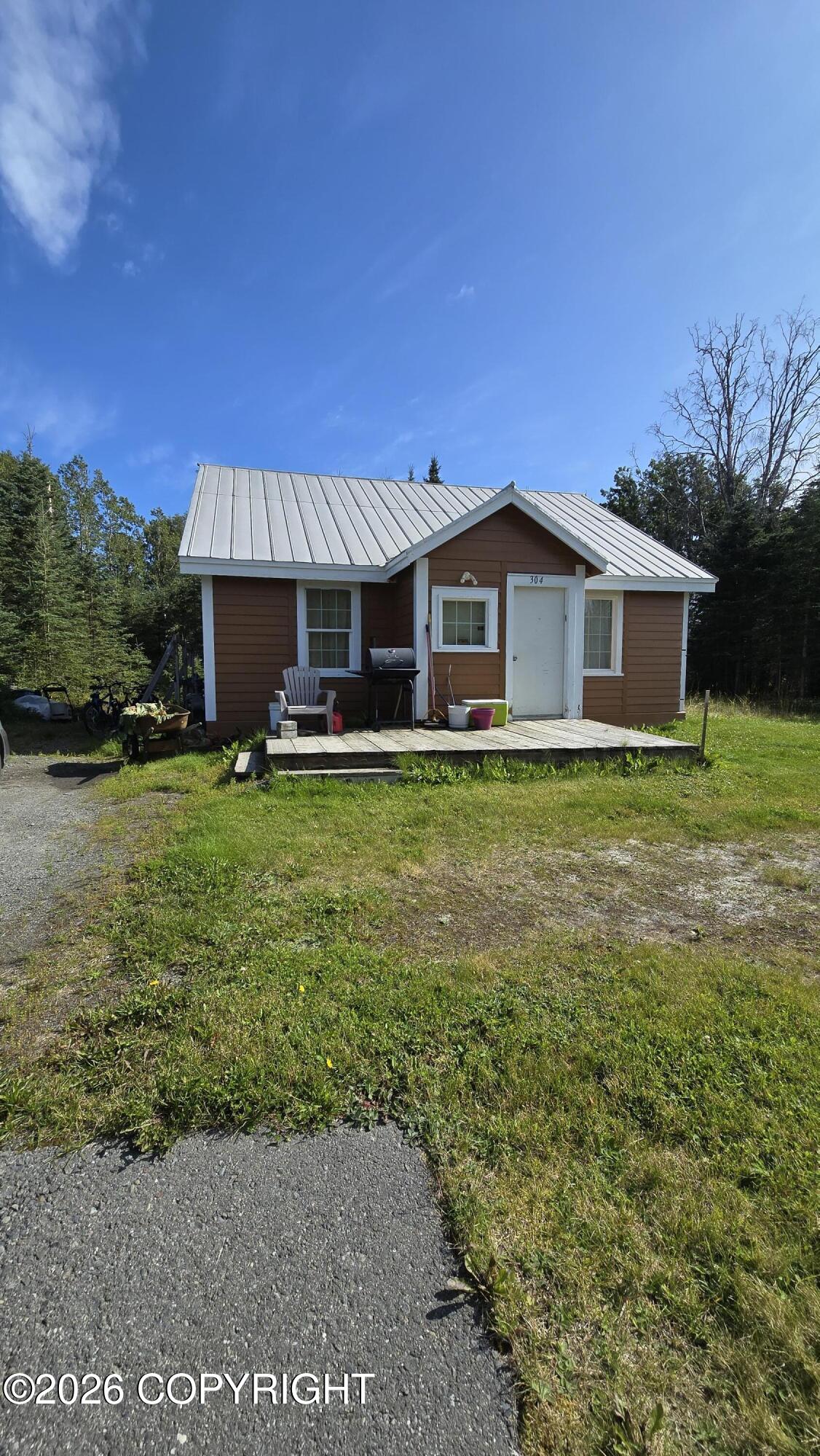 304 James Street Property Photo 3