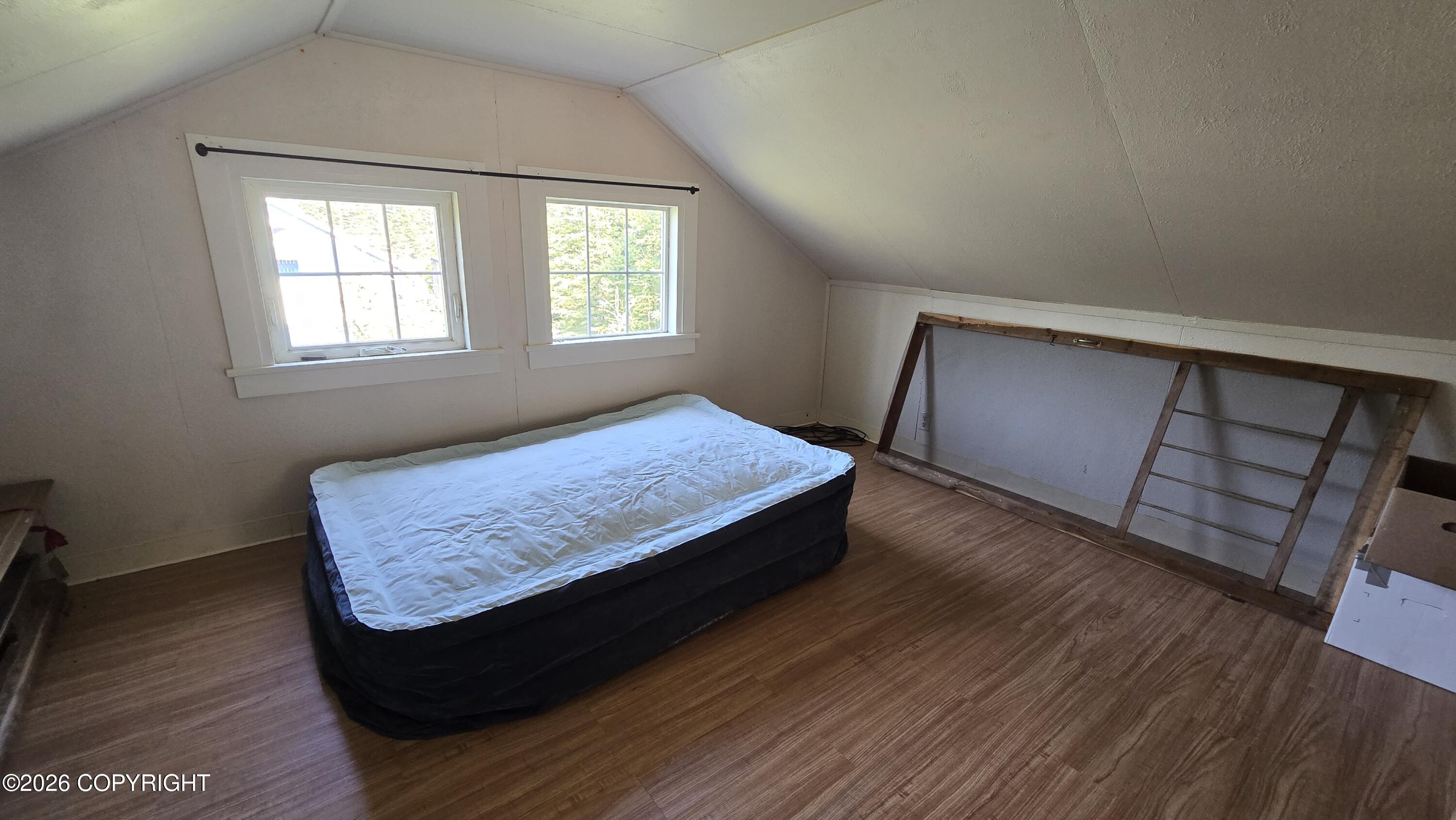 304 James Street Property Photo 20