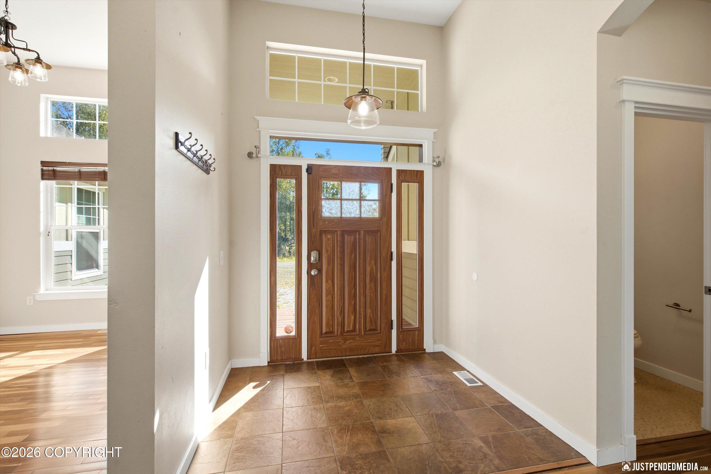 8047 W Sun Ridge Circle Property Photo 7