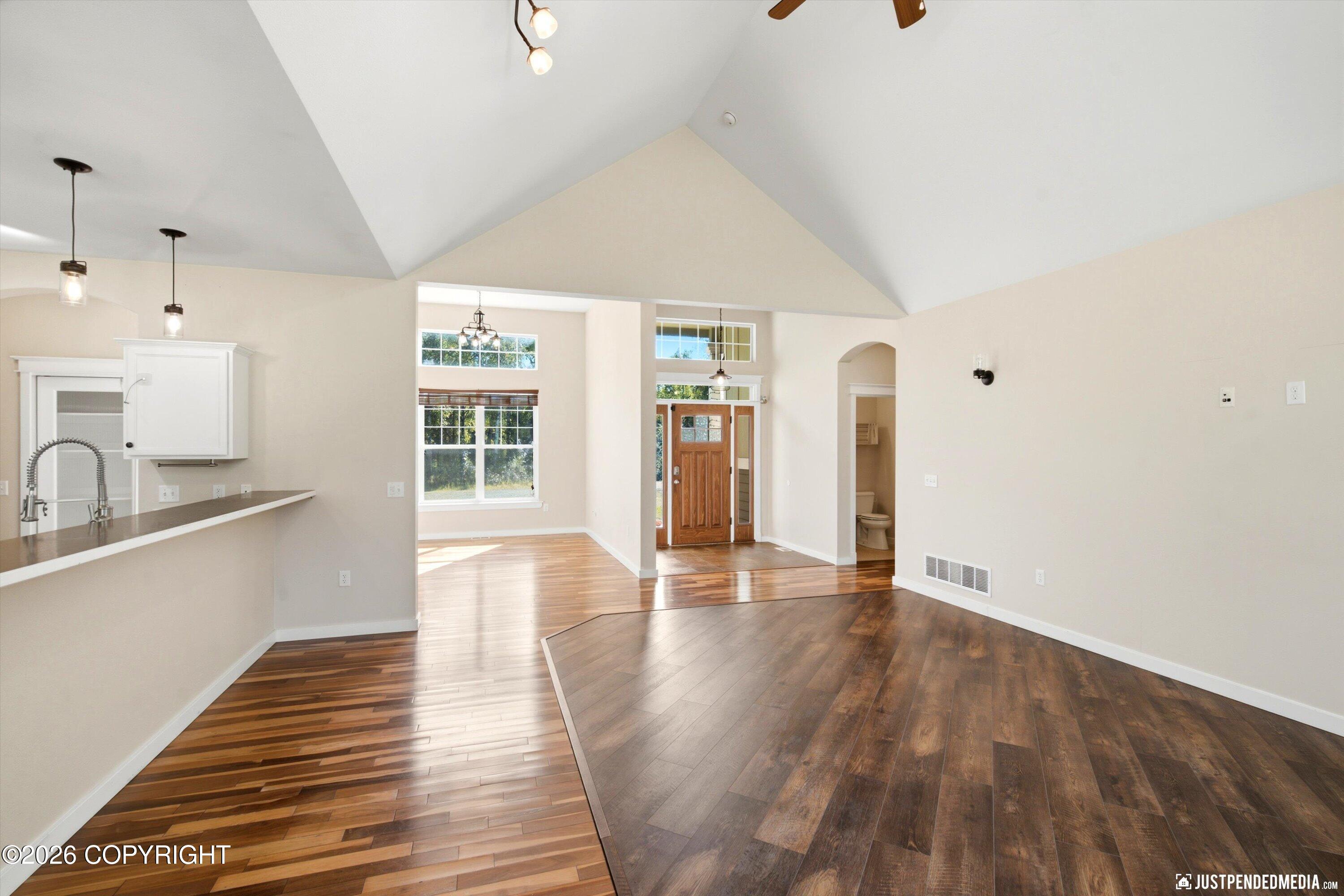 8047 W Sun Ridge Circle Property Photo 11