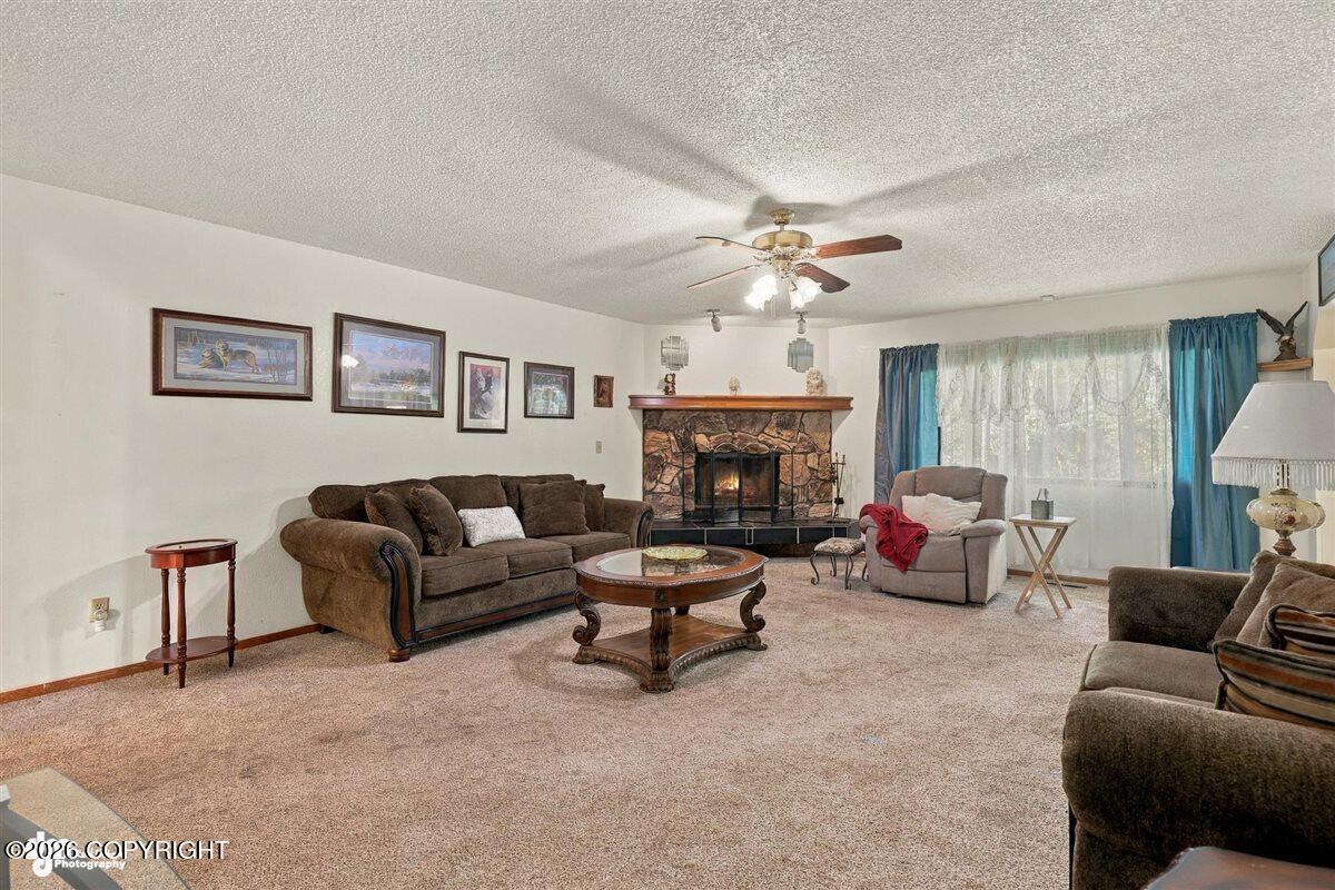 3131 Spinnaker Drive Property Photo 6