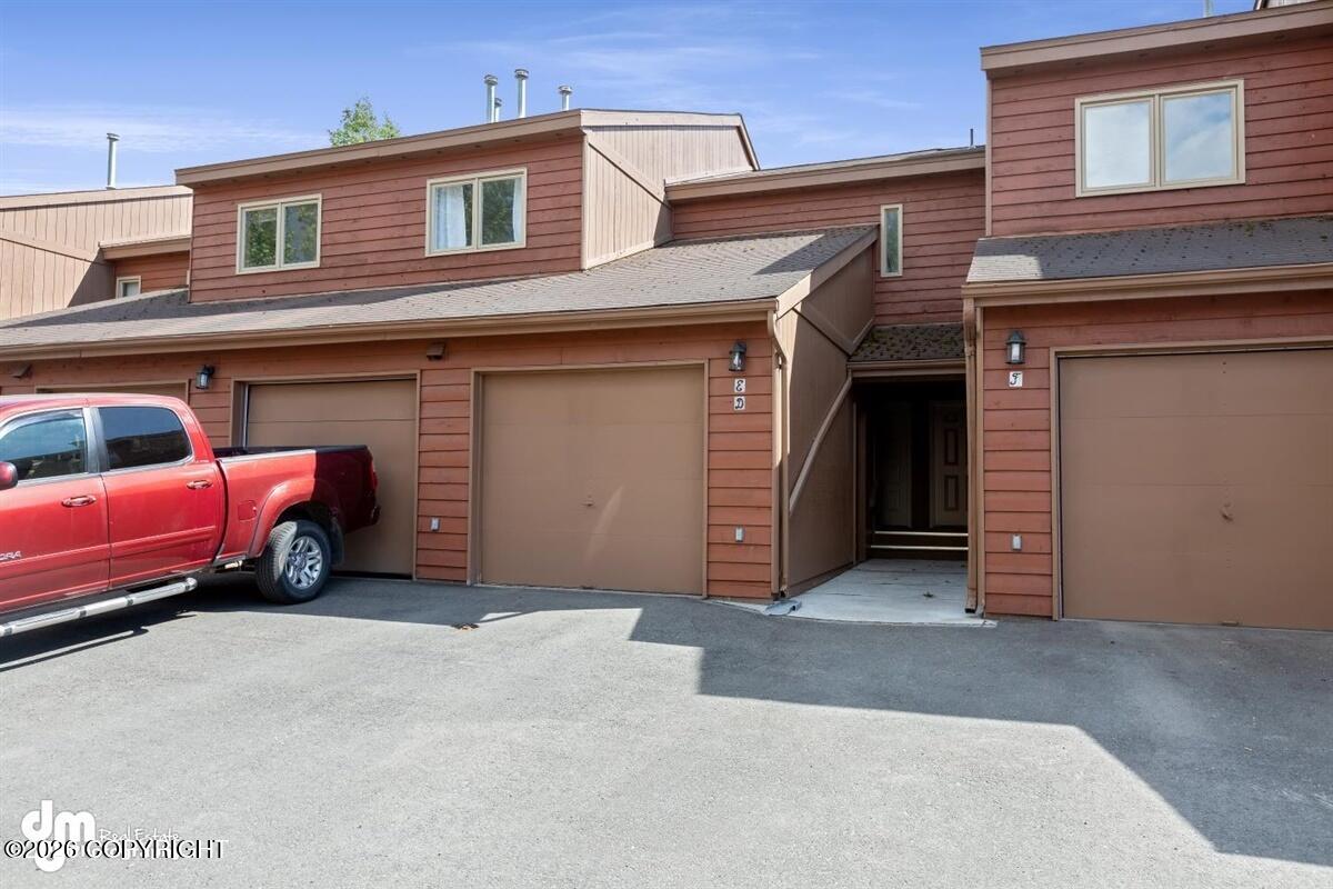 10224 Jamestown Drive #4E Property Photo 1