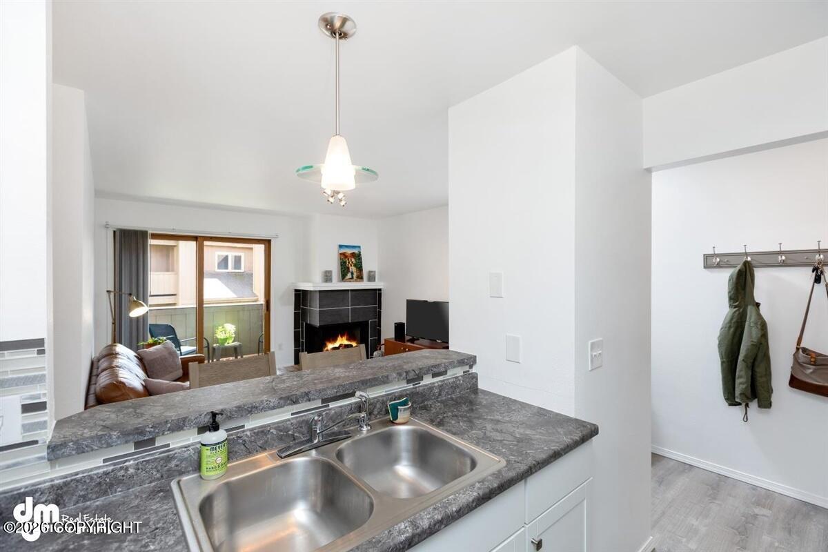 10224 Jamestown Drive #4e Property Photo 7