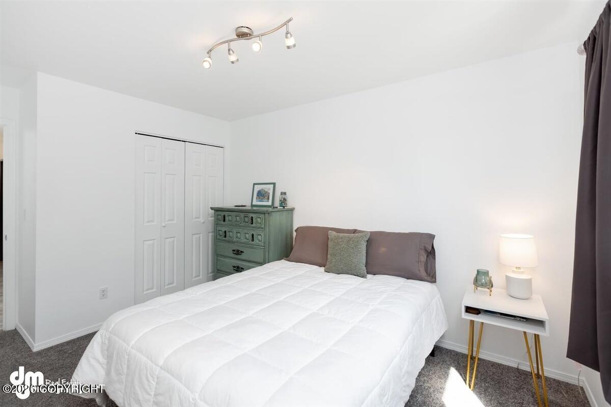 10224 Jamestown Drive #4e Property Photo 12