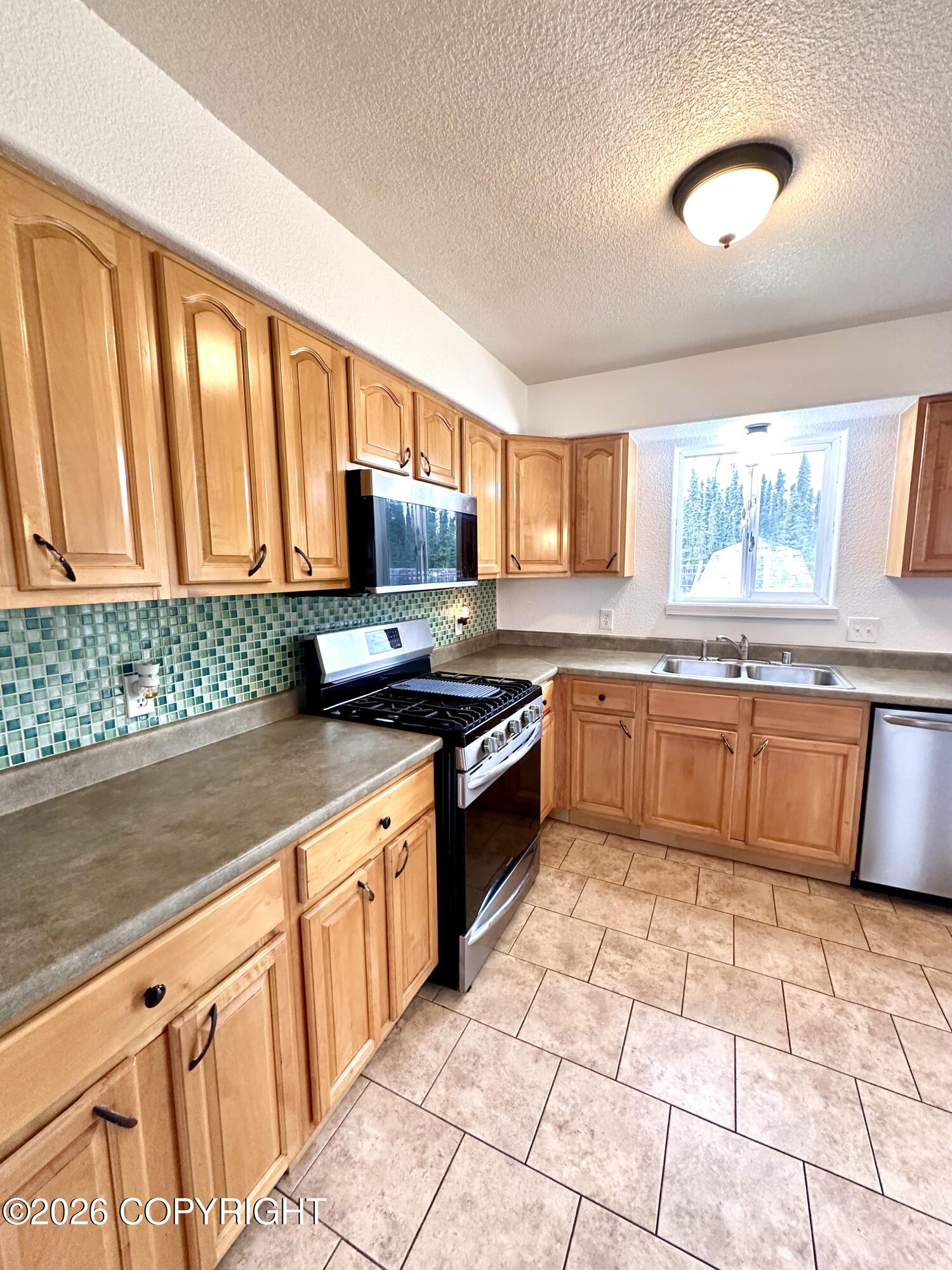 46350 Woodwill Drive Property Photo 6