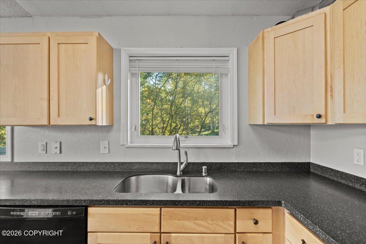 22808 Mcmanus Drive Property Photo 14