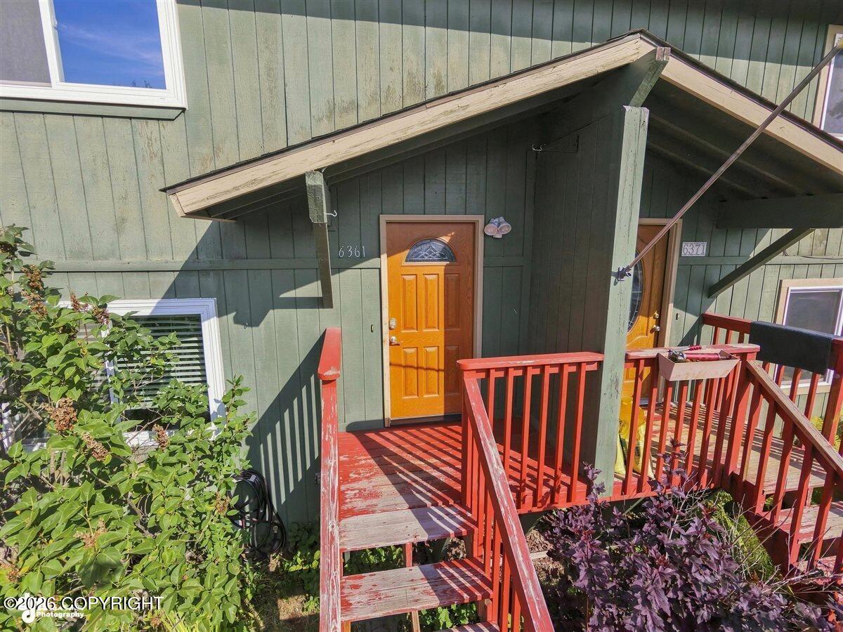6361 Norm Drive Property Photo 2