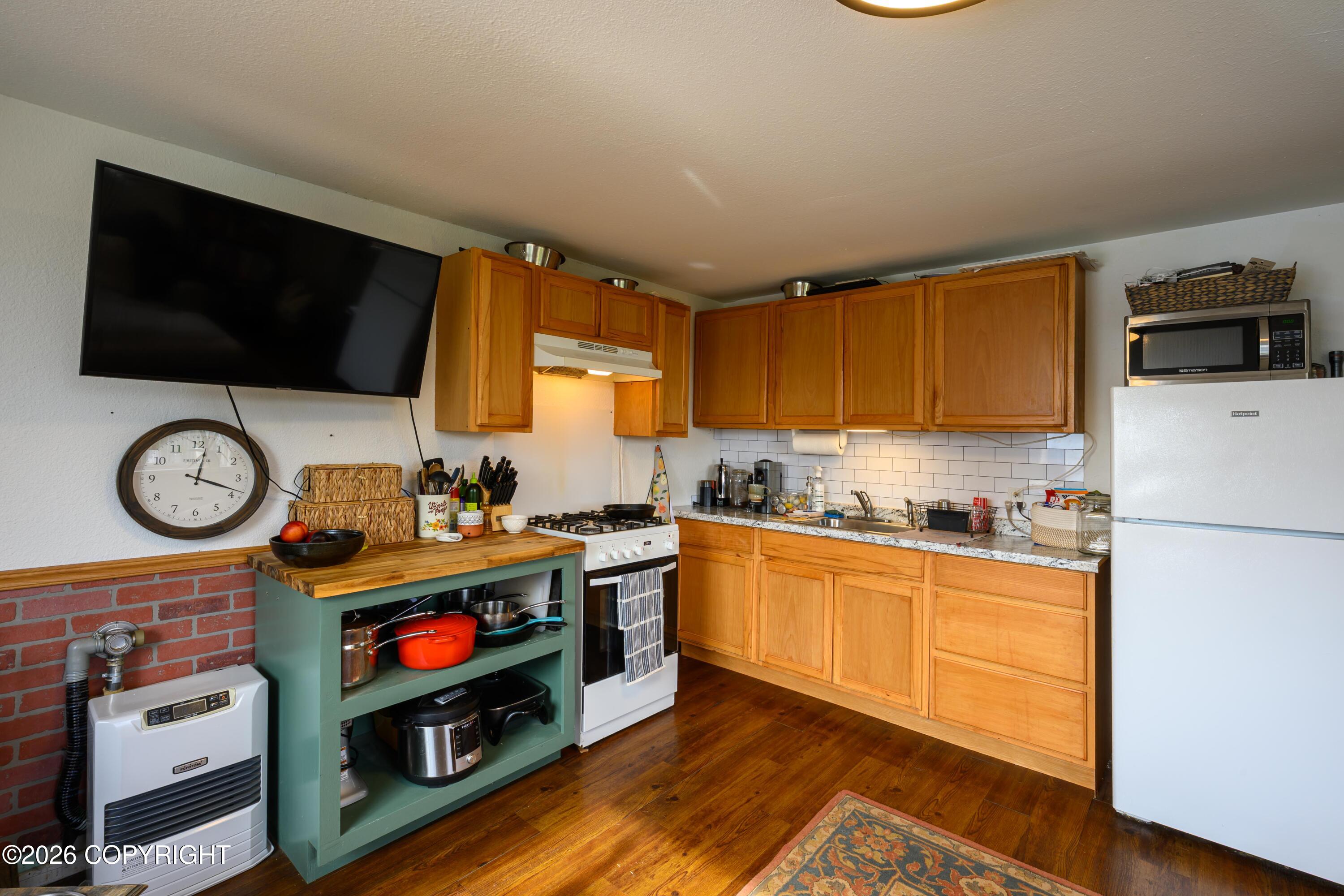 27155 Cloyds Road Property Photo 9