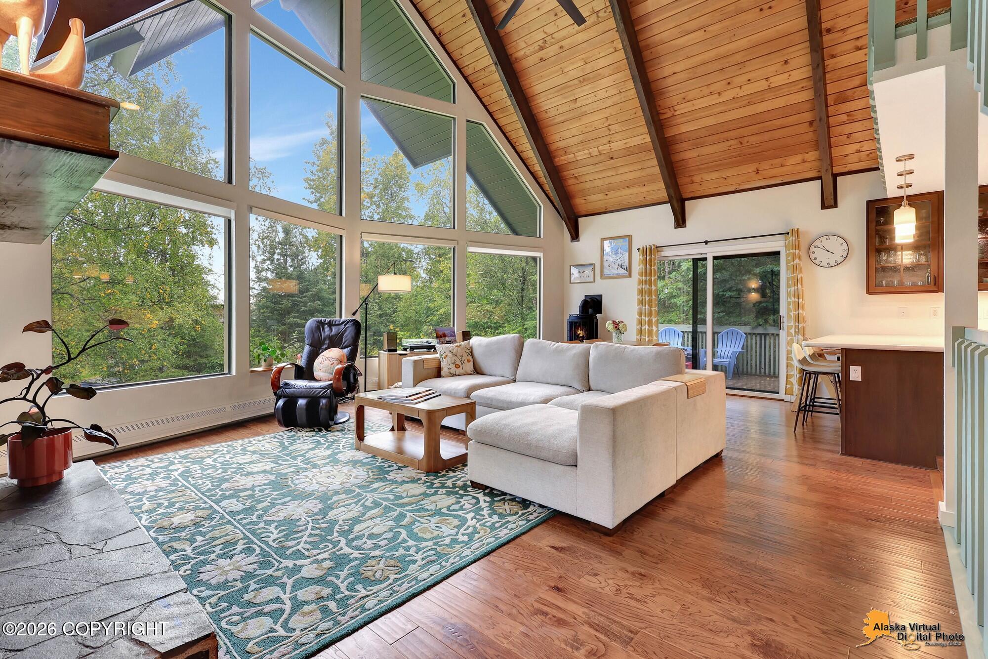 6856 Double Tree Court Property Photo 4