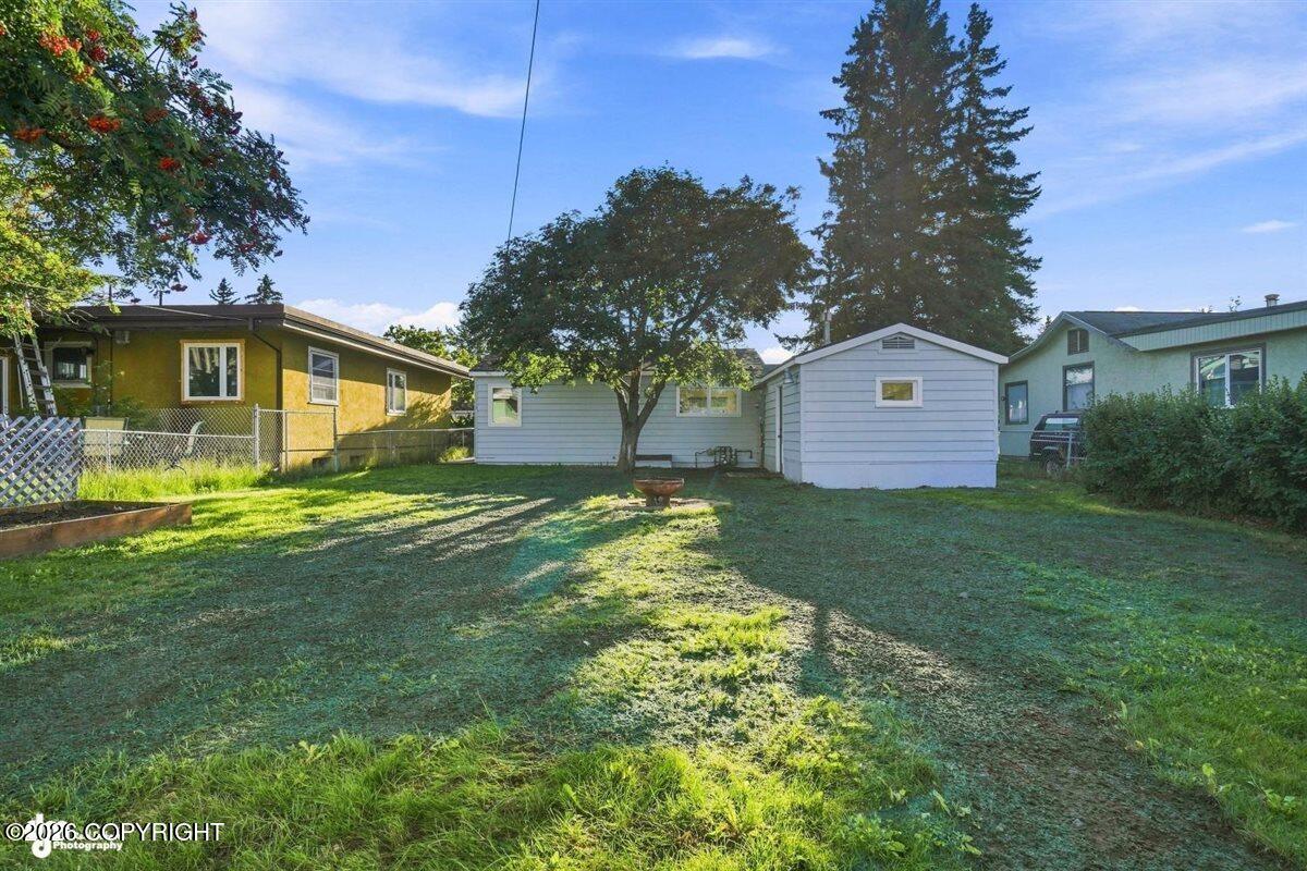 1336 Medfra Street Property Photo 25