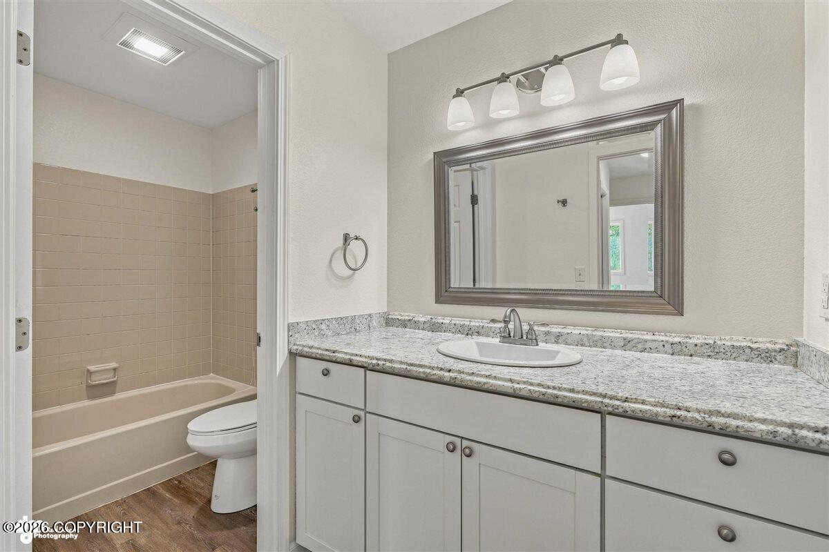 8200 Northwind Avenue Property Photo 22