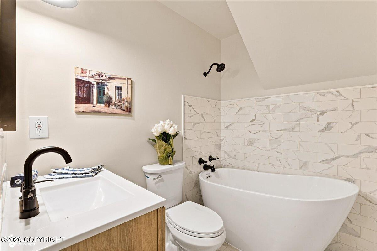 1801 W 13th Avenue Property Photo 23