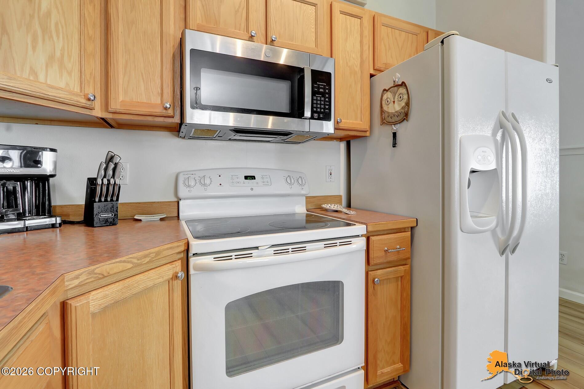 6460 Fairweather Drive Property Photo 11