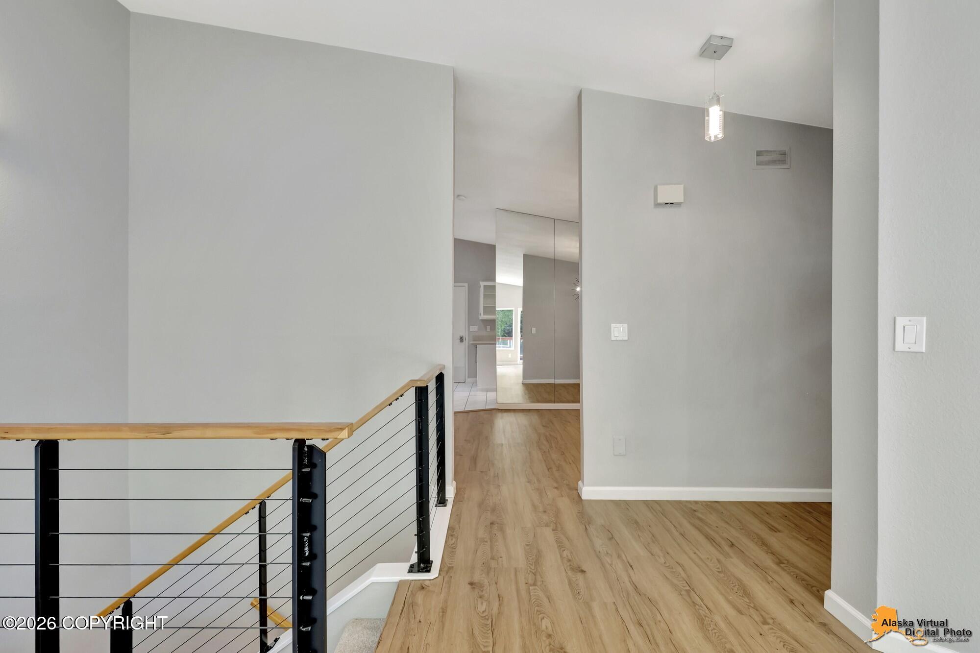 2551 Lahonda Drive Property Photo 10