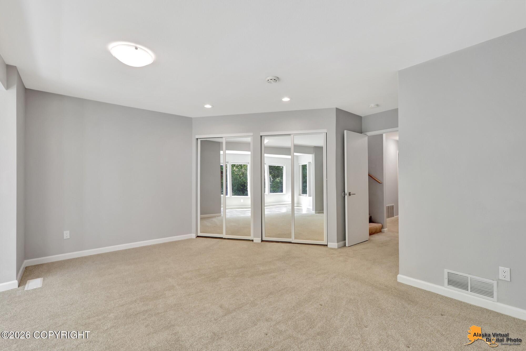 2551 Lahonda Drive Property Photo 26
