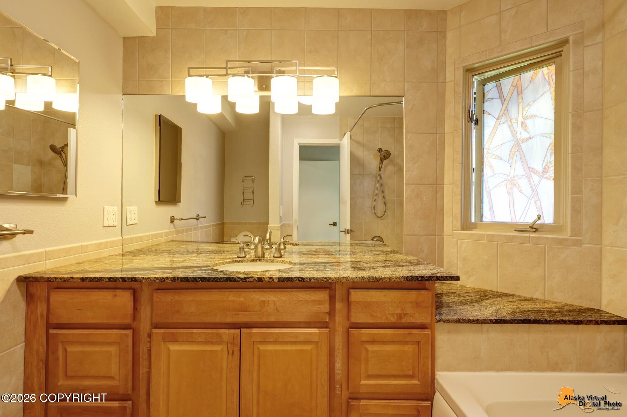 2551 Lahonda Drive Property Photo 29
