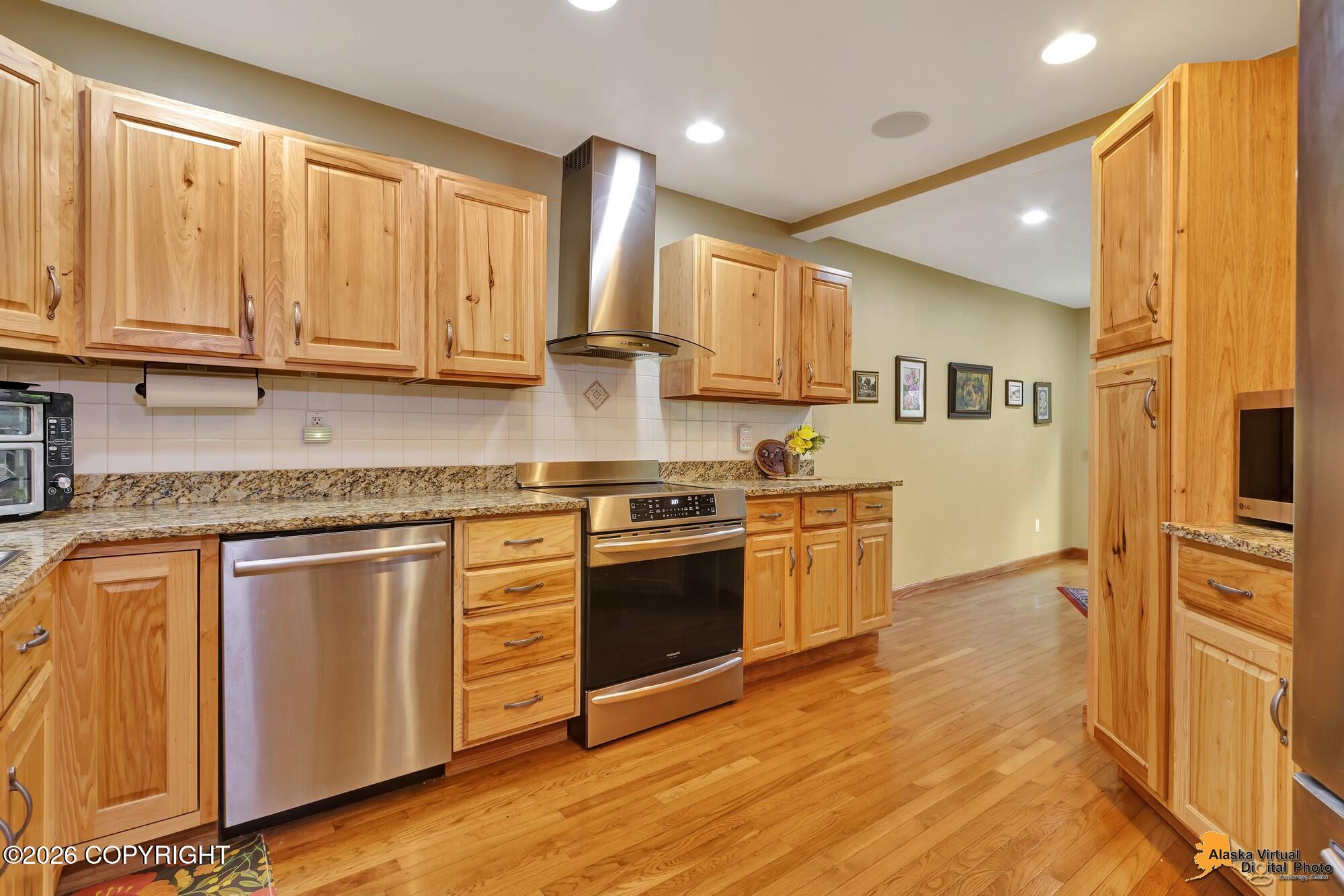 2632 Shepherdia Drive Property Photo 6