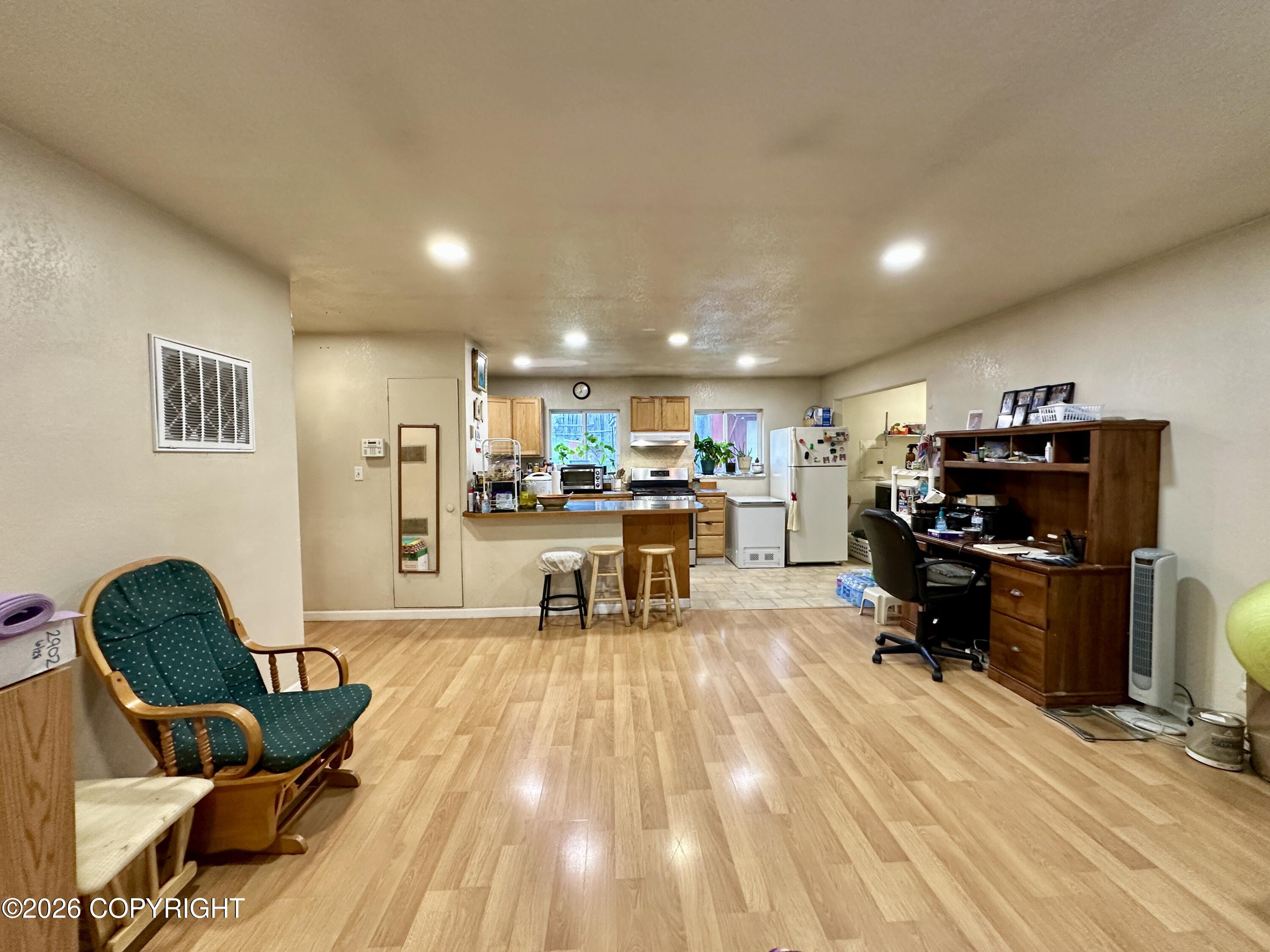 819 Hemlock Street Property Photo 3