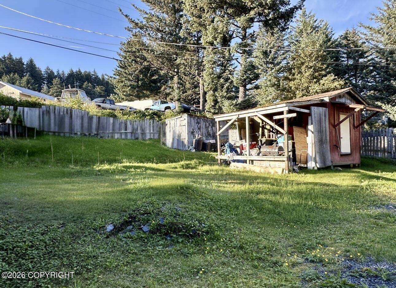819 Hemlock Street Property Photo 15