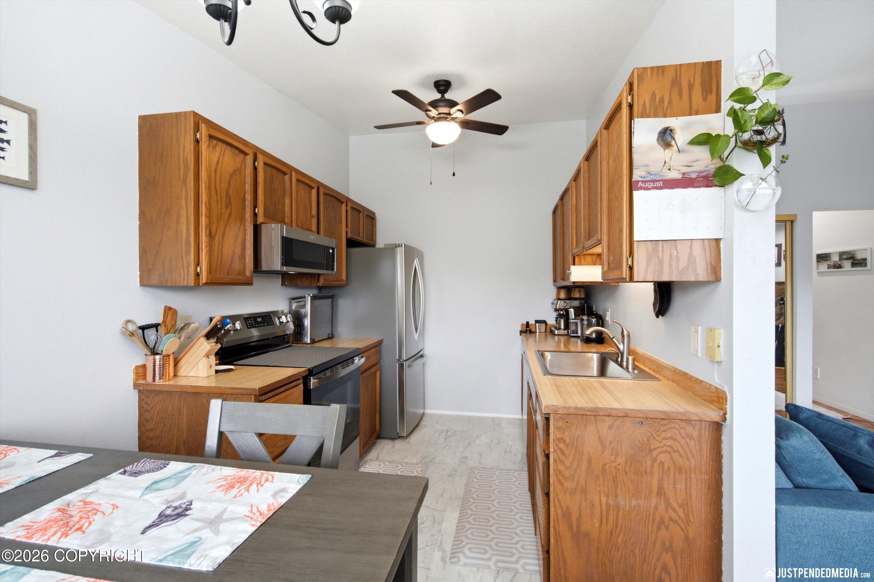 241 Mccarrey Street #16 Property Photo 9