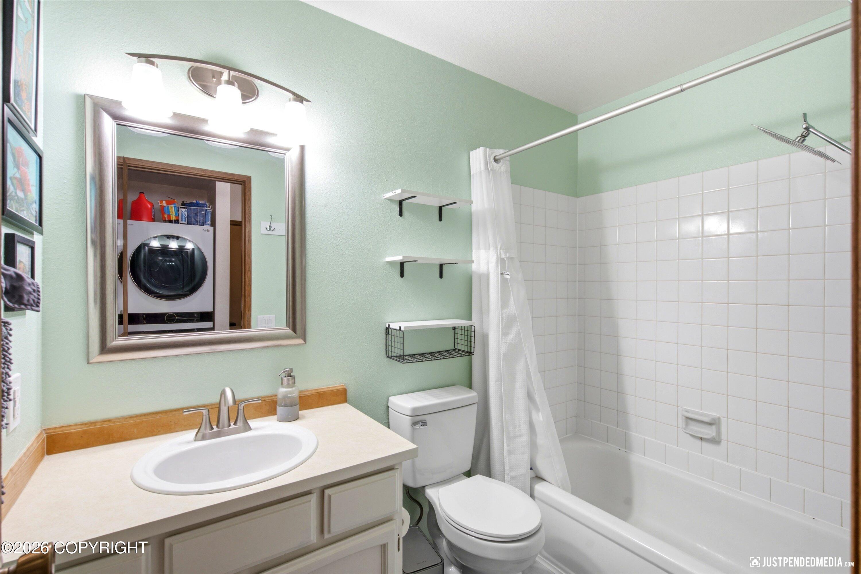 241 Mccarrey Street #16 Property Photo 20