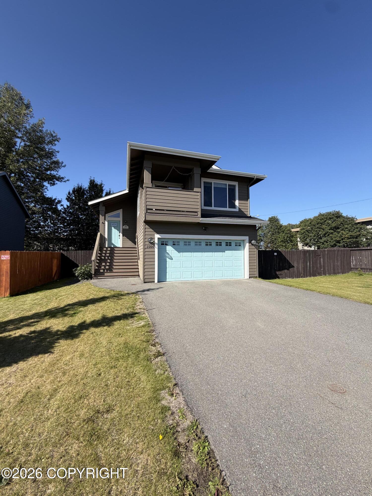 1006 Northpointe Bluff Drive Property Photo 1