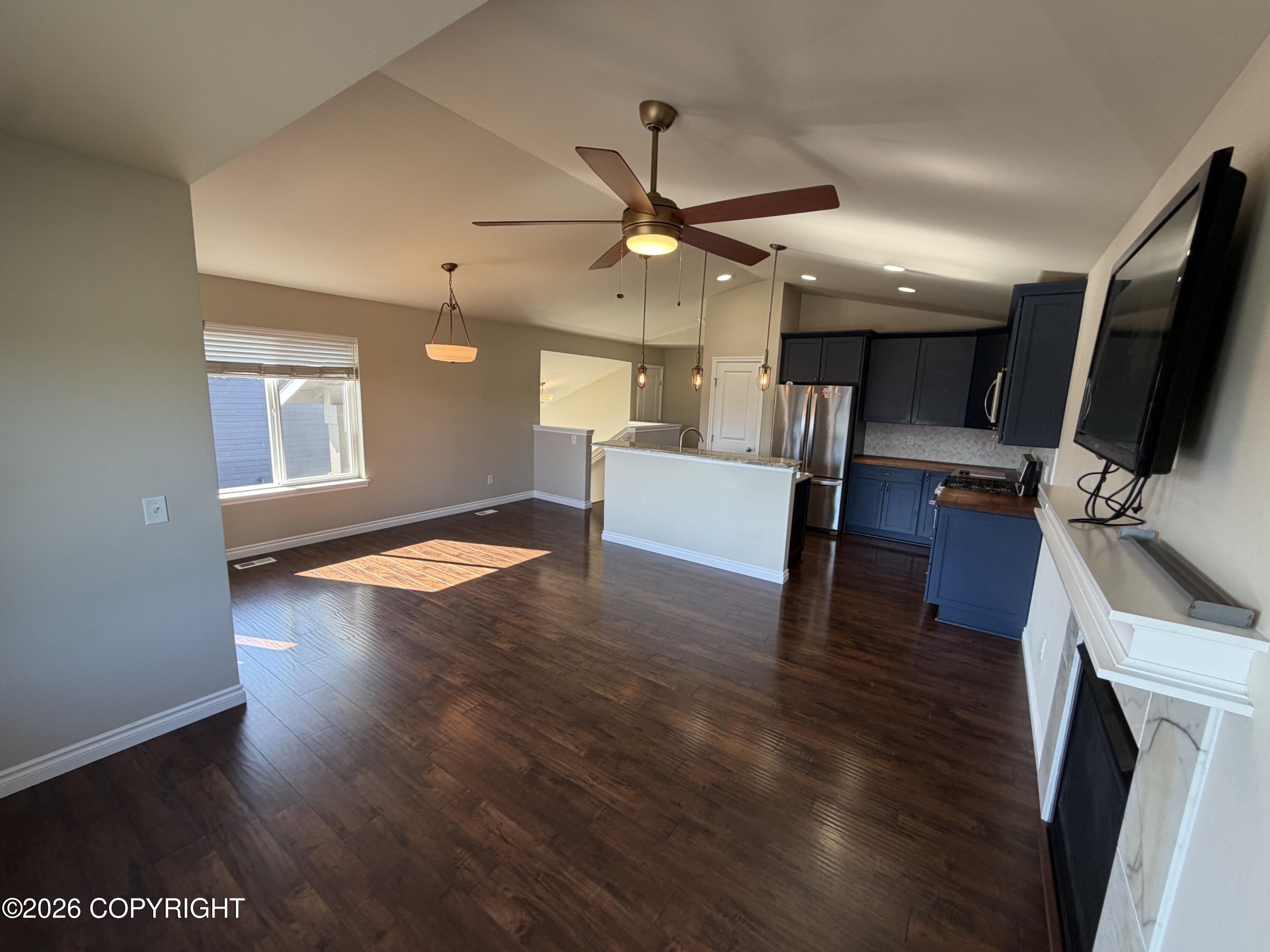1006 Northpointe Bluff Drive Property Photo 14
