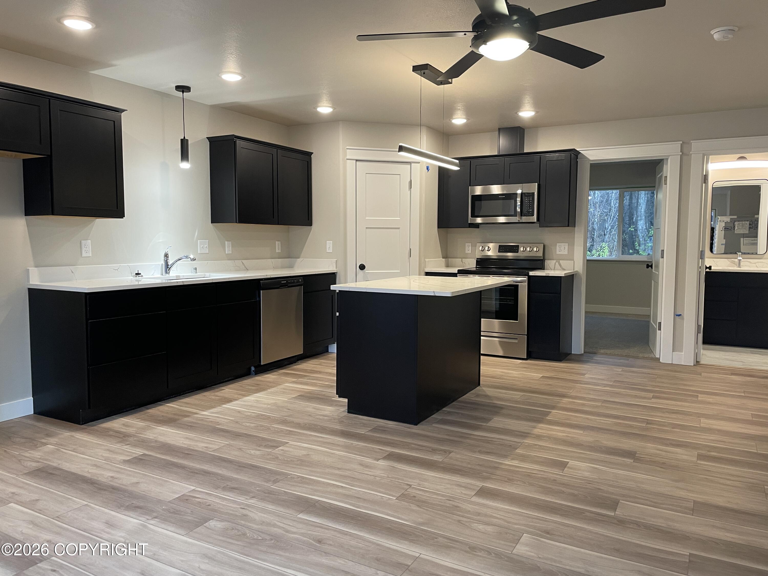 485 W Spruce Avenue #b10 Property Photo 10