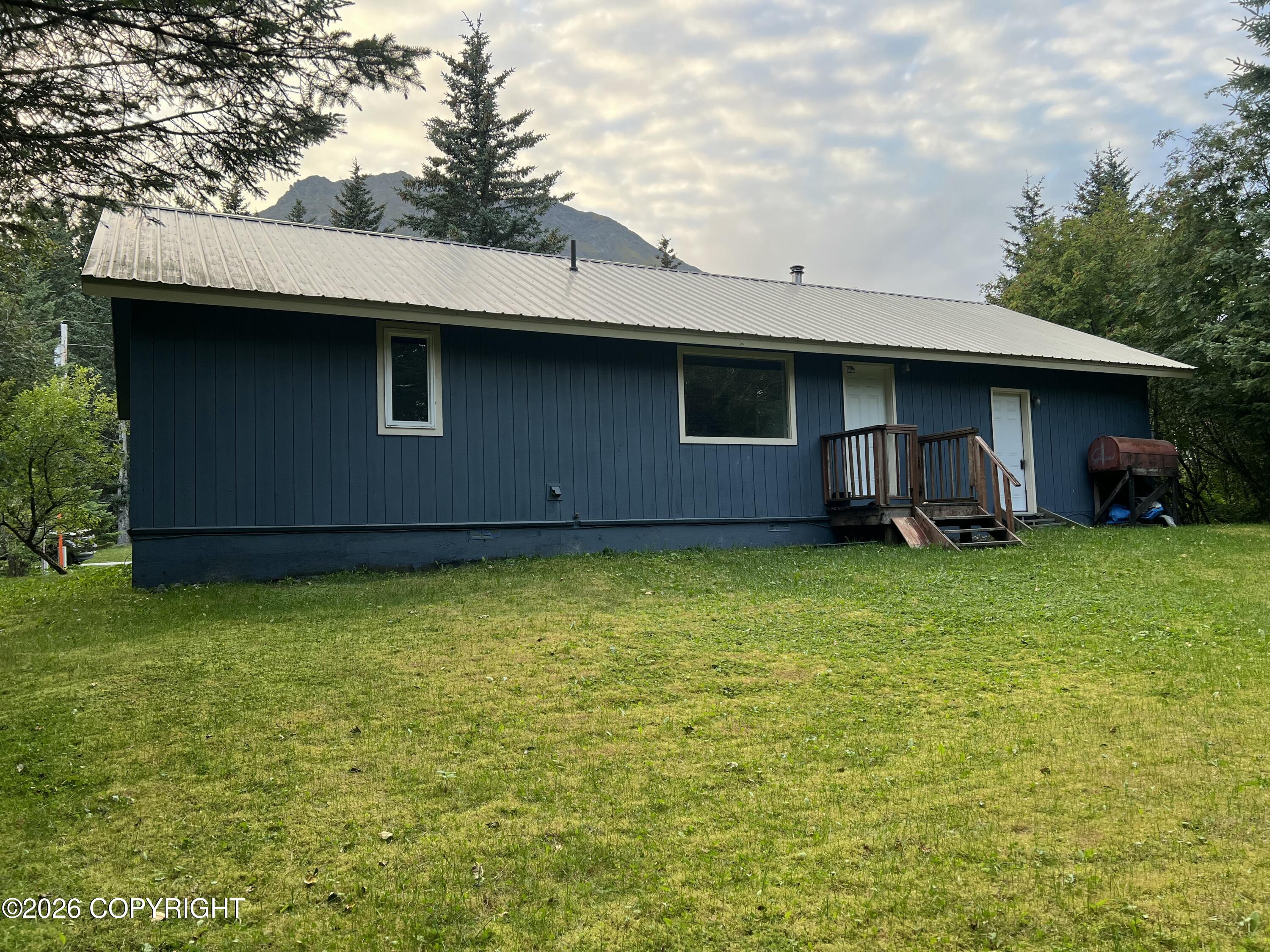 1816 Jesse Lee Drive Property Photo 2