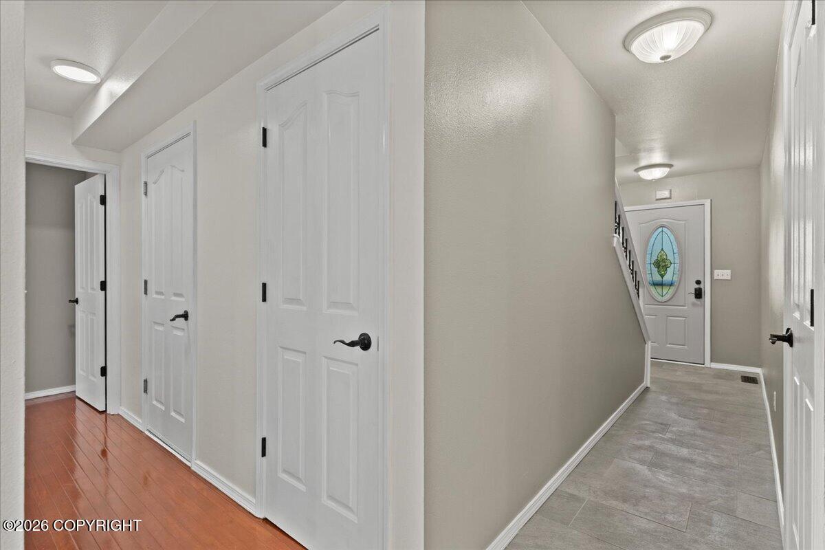 2471 S Coggin Drive Property Photo 6