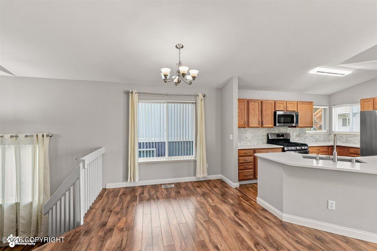 8929 Meadow Park Circle Property Photo 11