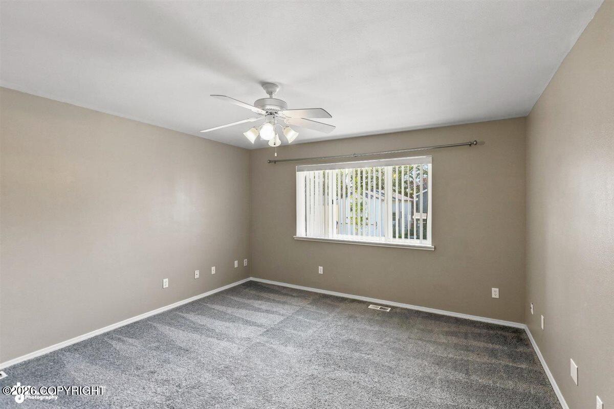 8929 Meadow Park Circle Property Photo 18