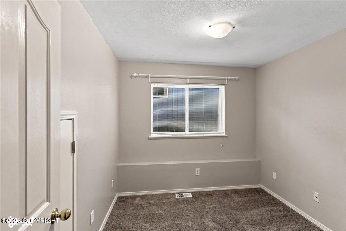 8929 Meadow Park Circle Property Photo 28