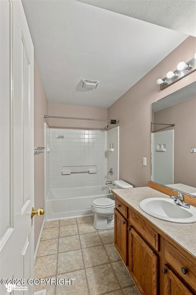 8929 Meadow Park Circle Property Photo 39
