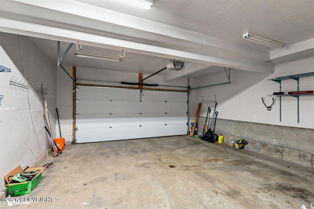 8929 Meadow Park Circle Property Photo 40