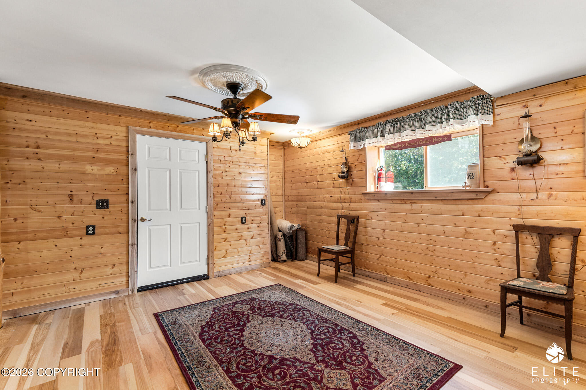 5411 N Honeysuckle Lane Property Photo 16