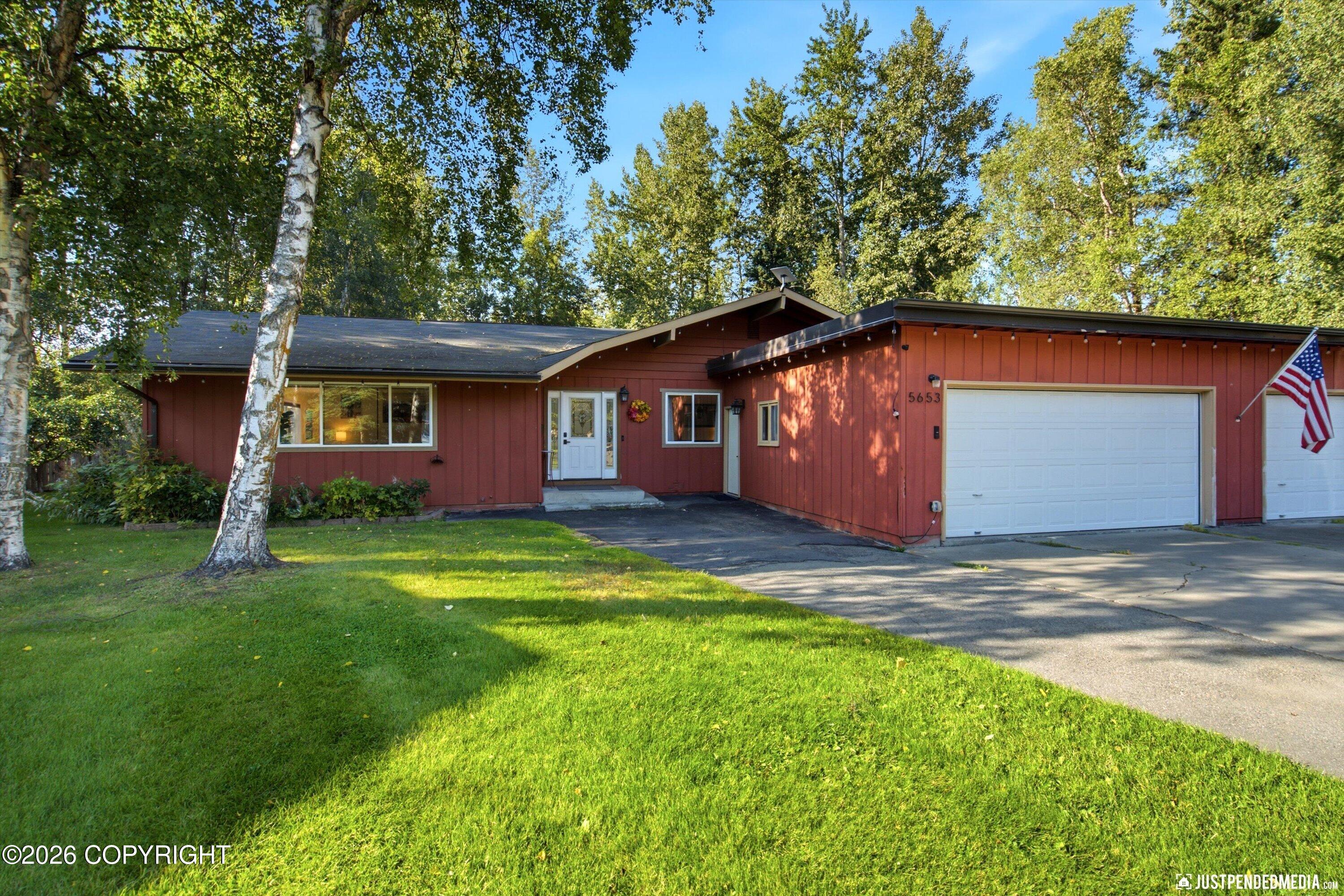 5653 Renee Circle Property Photo 1
