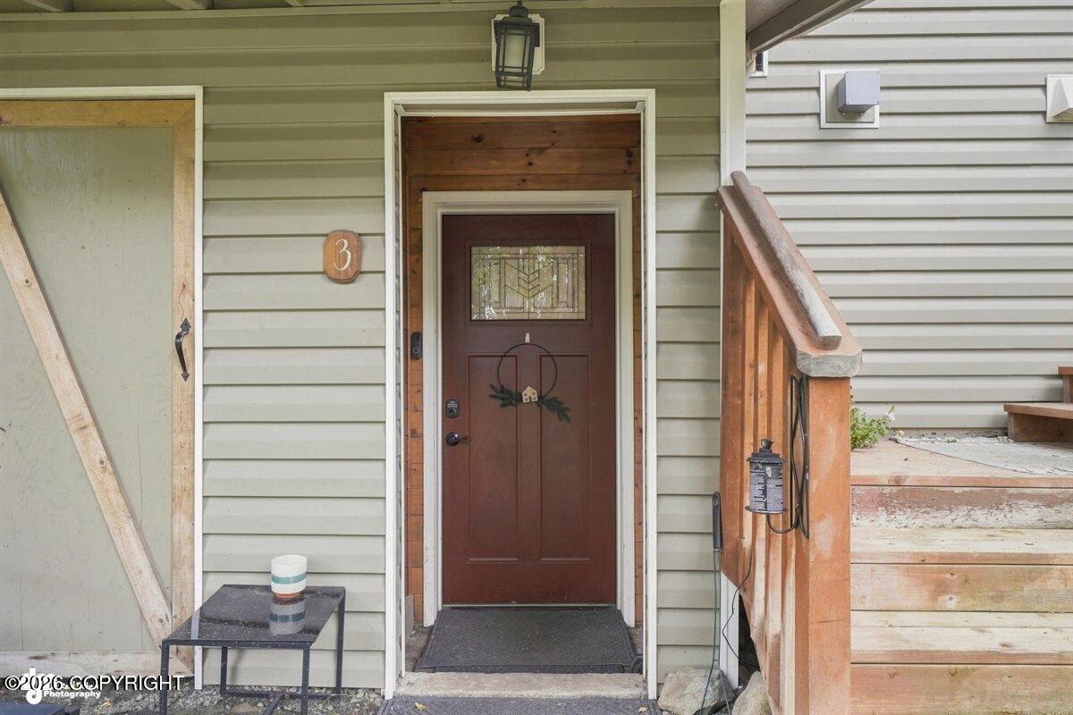 21726 N Birchwood Loop Road Property Photo 2