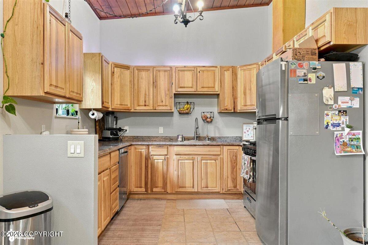 21726 N Birchwood Loop Road Property Photo 26