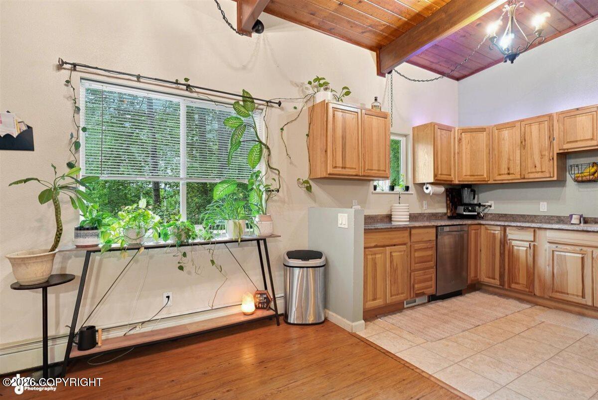 21726 N Birchwood Loop Road Property Photo 28