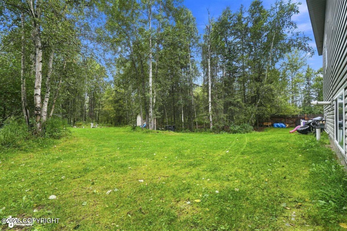 21726 N Birchwood Loop Road Property Photo 43