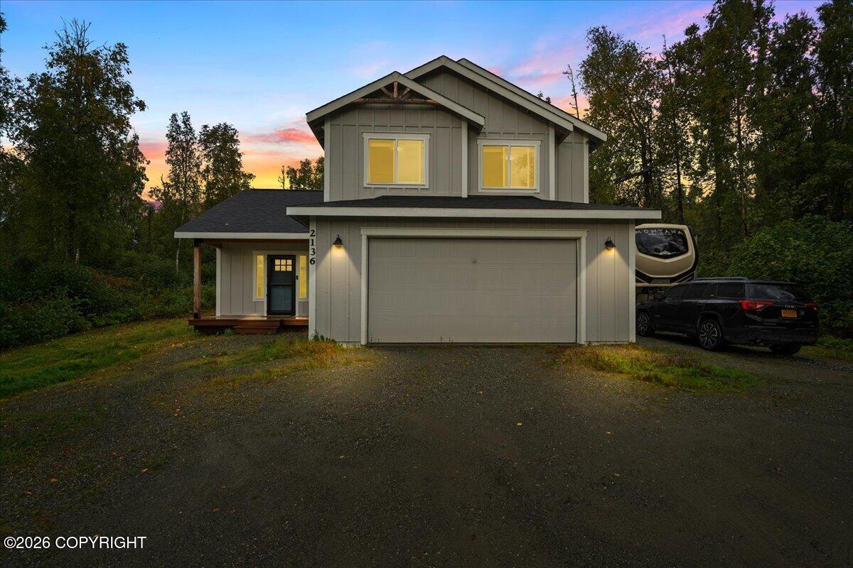 2136 N Meadow Lakes Drive Property Photo 2